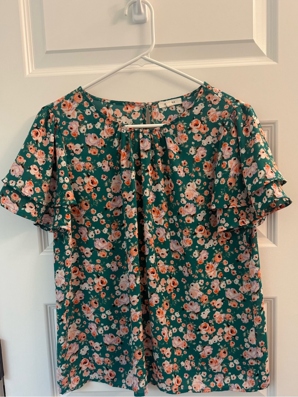 Women’s Green Floral Ruffle Sleeve Blouse